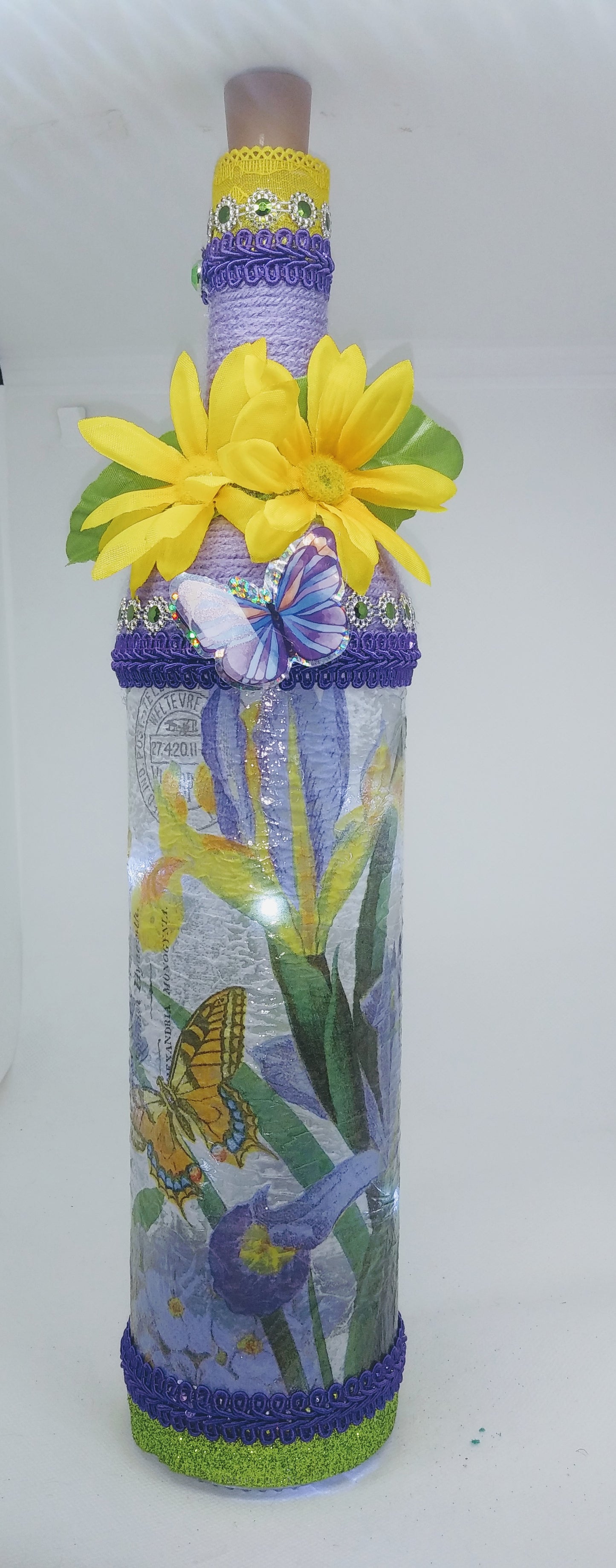 Butterfly purple and yellow Nightlight